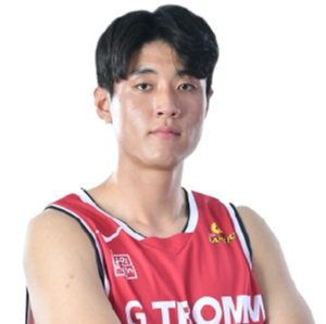 https://img.jnjigong.com/img/basketball/player/a83e1ef3a04a658356029ab5414b082c.png