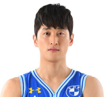 https://img.jnjigong.com/img/basketball/player/b574833b968f1e1361ab1ce60b24194a.png